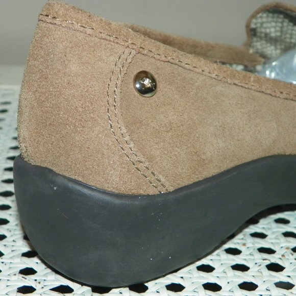 NEW ANNE KLEIN SPORT Suede Loafers Sz 7.5 M - Picture 3 of 5